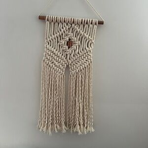 Macrame wall hanging